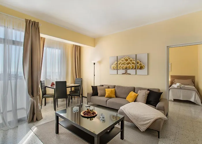 Casa Angela Pino 19_21 *